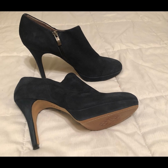 Vince Camuto Shoes - Vince Camuto Blue Suede platform ankle booties. Size 9